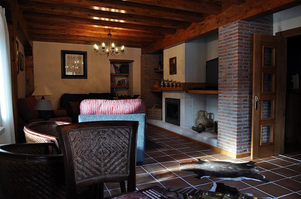 Valle Del Oso 3* Lerones
